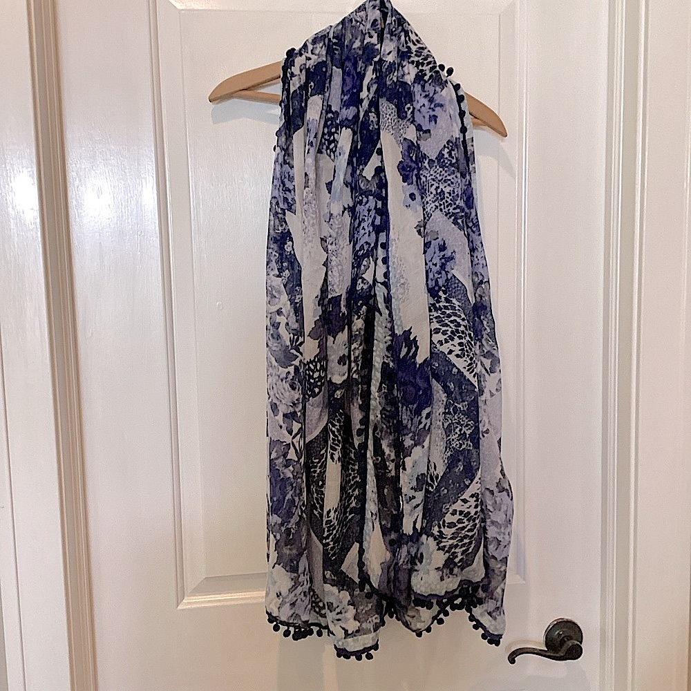 Blue and White Patterned Scarf